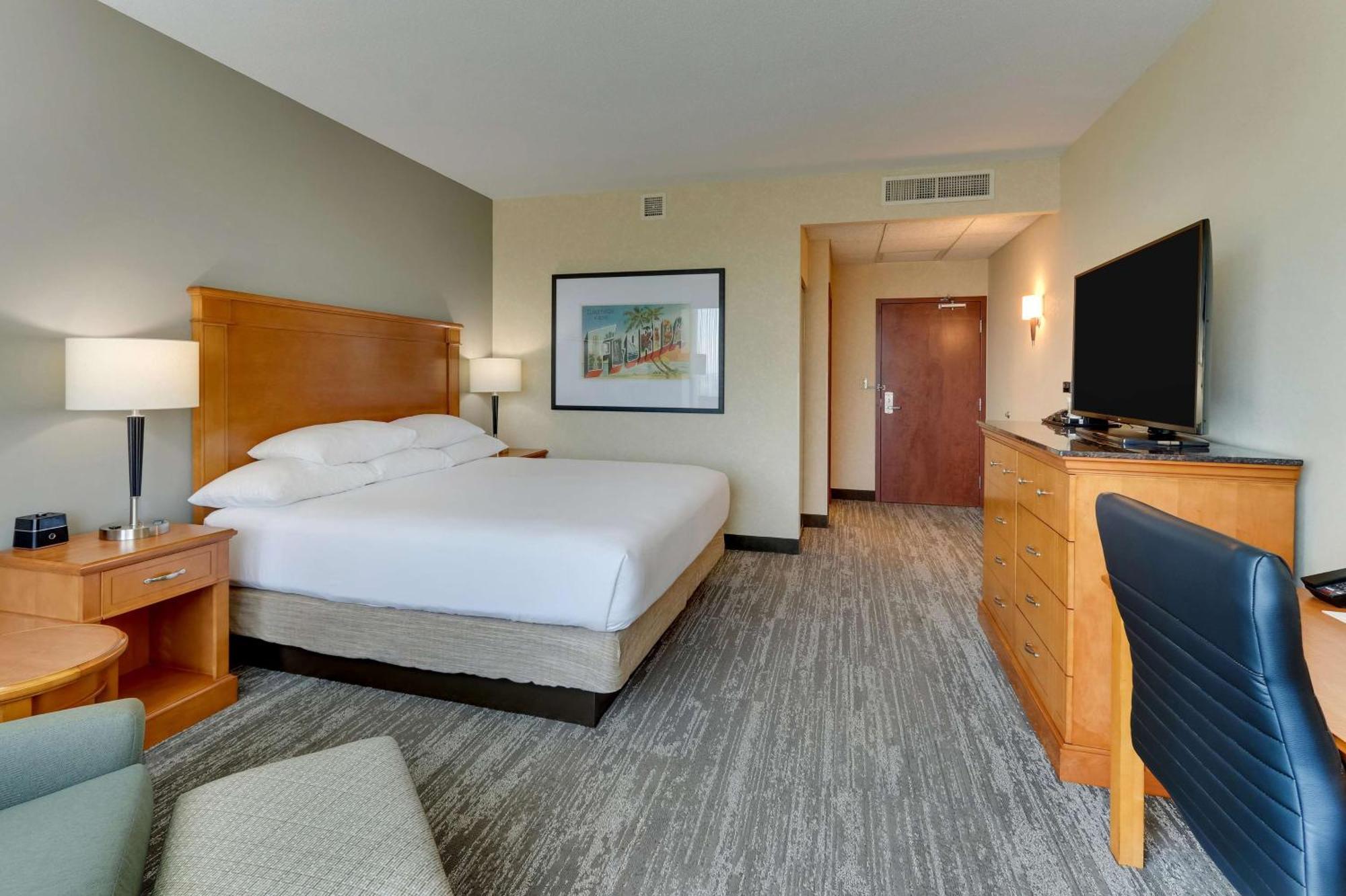 Drury Inn & Suites Orlando Near Universal Orlando Resort Buitenkant foto